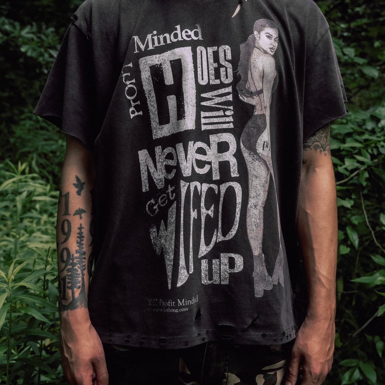 ‘CANT SAVE HER’ TSHIRT