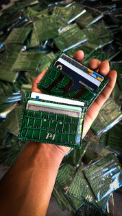 GATOR NUTZ CARD HOLDER