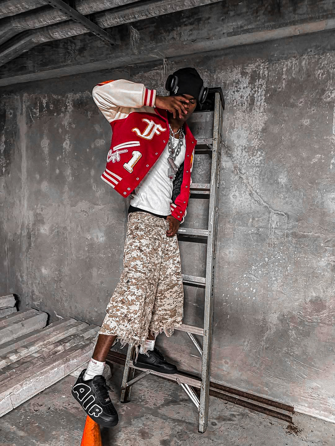 ‘DSRT’ ARMY SHORTS